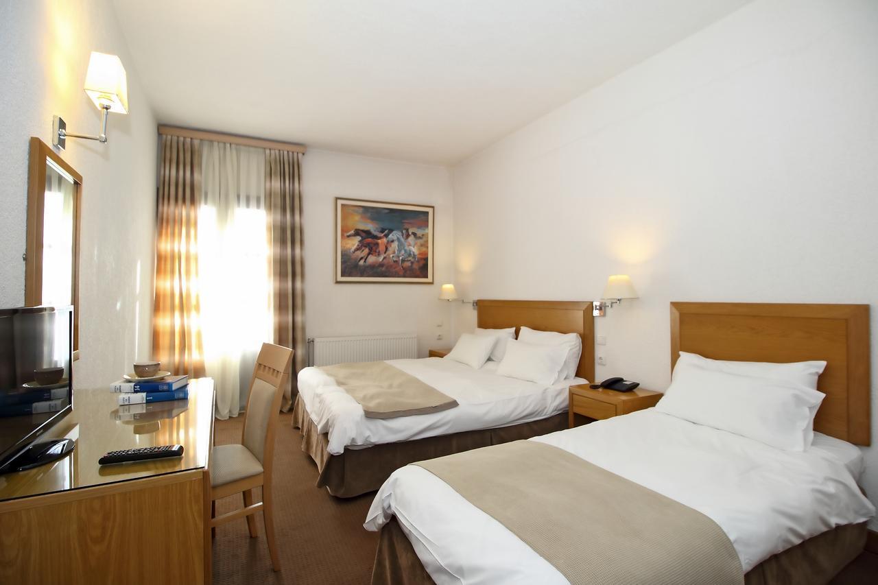 Boutique Hotel Parnassia Arachova Esterno foto