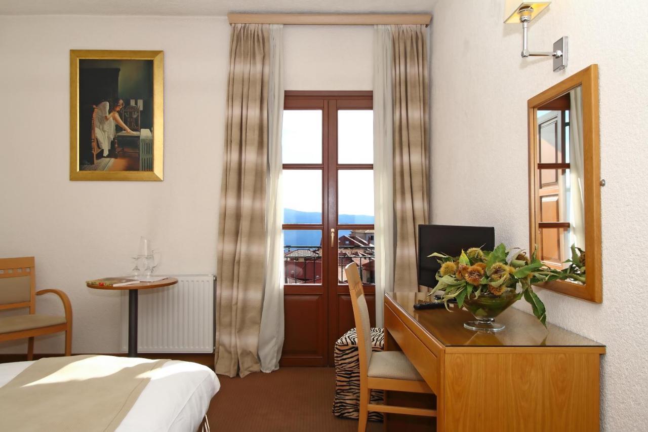 Boutique Hotel Parnassia Arachova Esterno foto